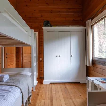 Chalet Huswell - Tranquil Retreat, Cozy In The Heart Of Urse Aalter