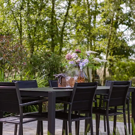Huswell - Tranquil Retreat, Cozy In The Heart Of Urse Chalet